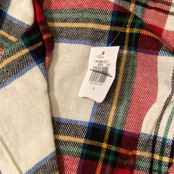 OLD NAVY. New 2 PIECE FLANNEL PAJAMA SET. SIZE LARGE. WOMEN’s. NWT - Picture 2 of 7